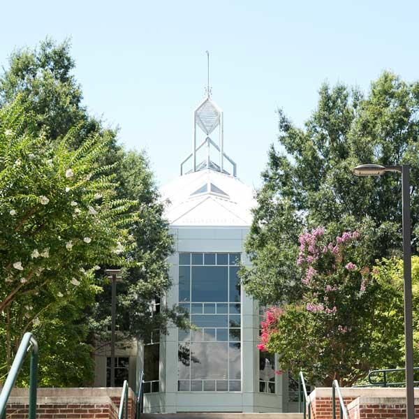 George Mason University Board of Visitors to consider 2022-2023 tuition at May meeting; public